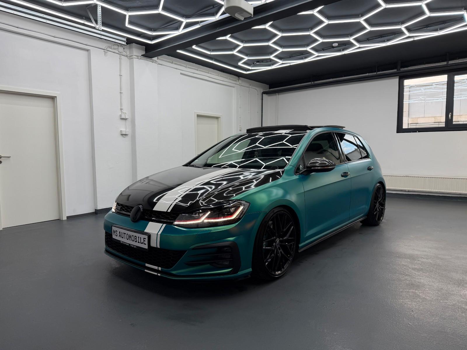 Volkswagen Golf VII GTI Performance * PANORAMA*LEDER*ACC*