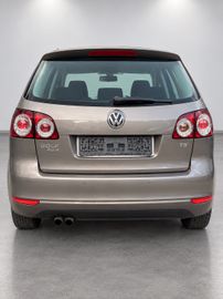 Volkswagen Golf Plus - 11
