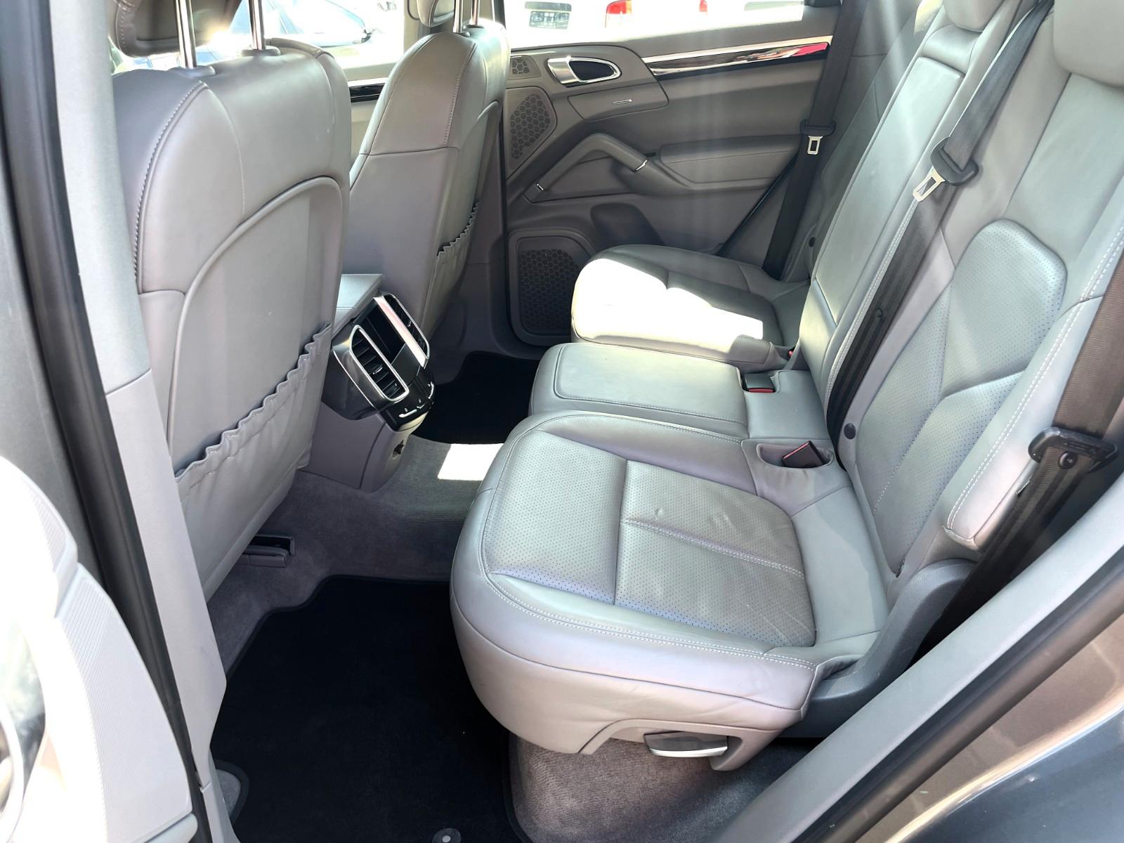 Porsche Cayenne Diesel"TOP"PANORAMA/21"/LEDER//14 WEGE//
