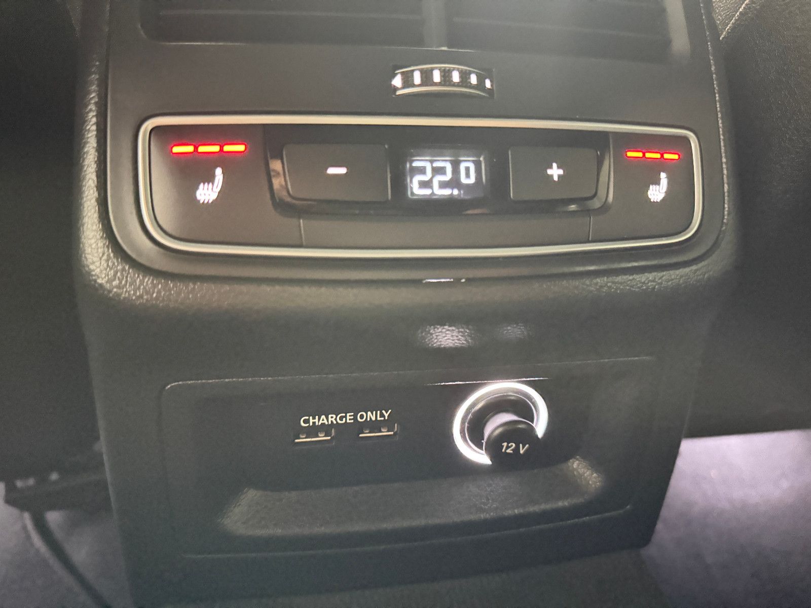 Fahrzeugabbildung Audi A5 SP S-TRONIC SONDERLACKIERUNG S-LINE MEGA VOLL