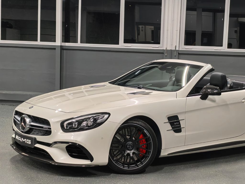 Image of Mercedes-Benz SL 63 AMG