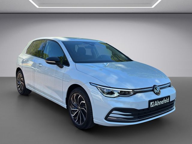 Golf VIII 2.0 TDI Active SHZ KAMERA NAVI ACC LED