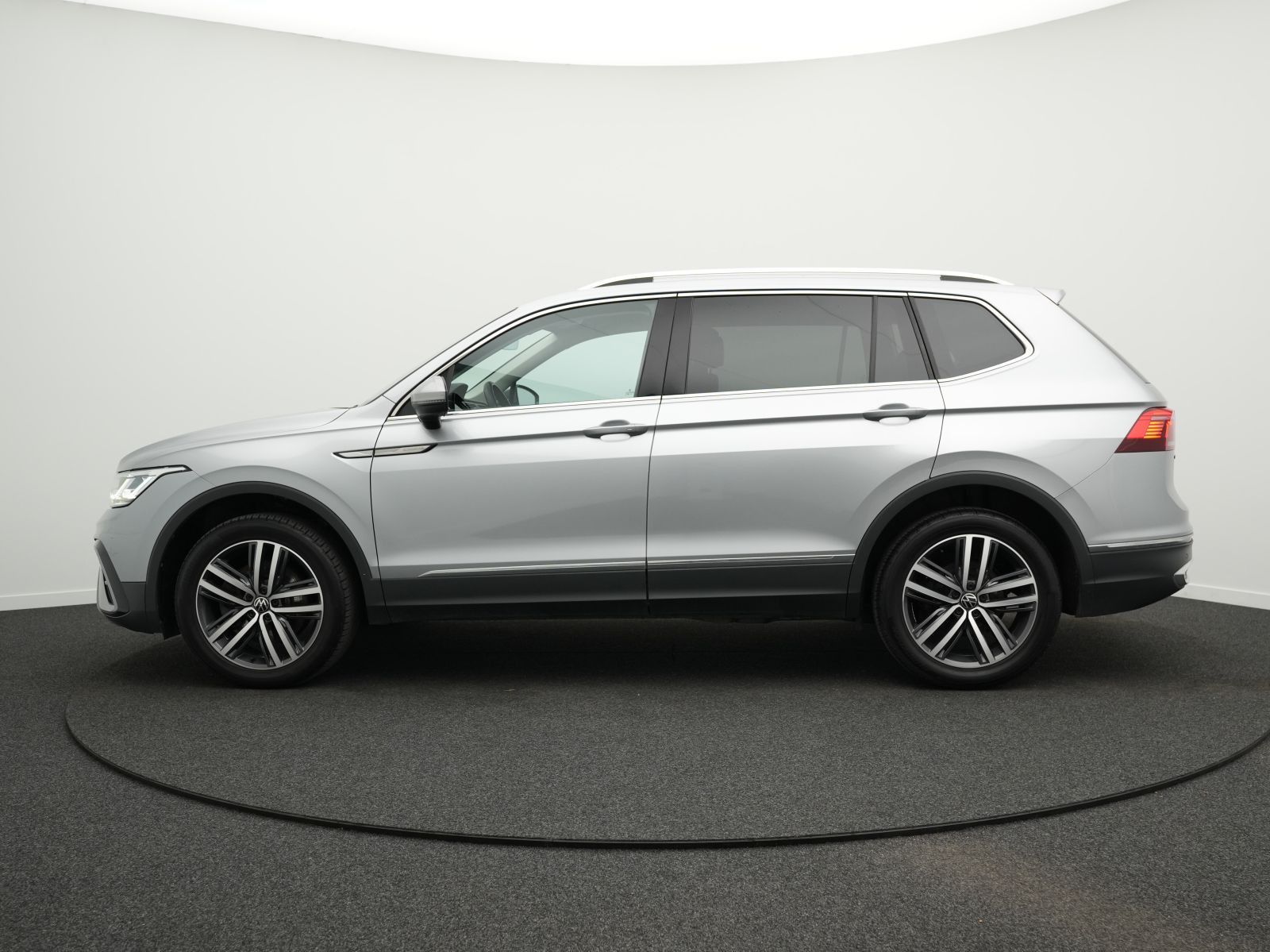 Volkswagen Tiguan Allspace - Bild 12