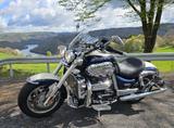 Triumph Rocket 3 Classic - TRIUMPH ROCKET CLASSIC