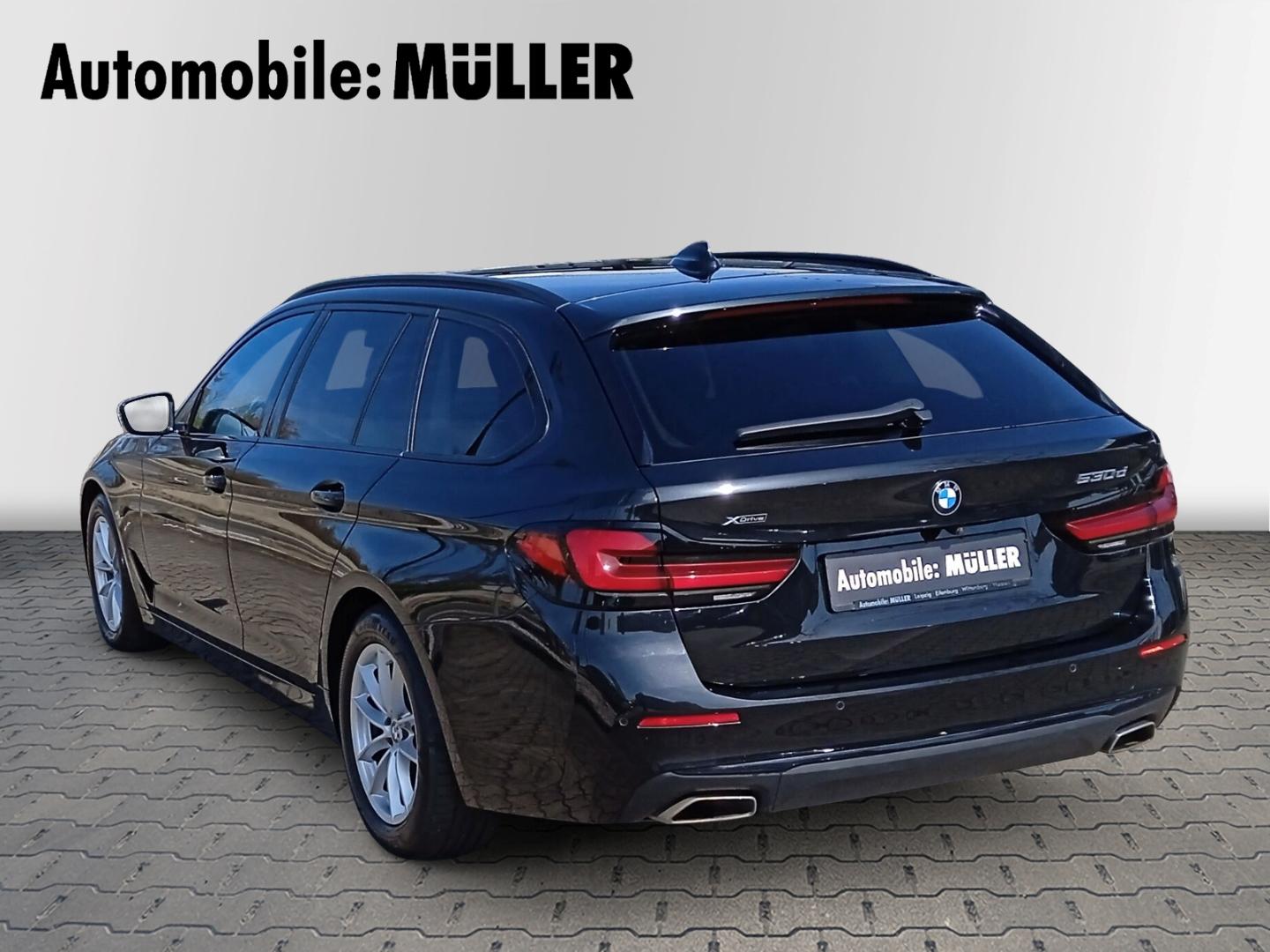 BMW 530 d xDrive Tour+HUD+KAMERA+ACC+AHK+LENKRADHZG+