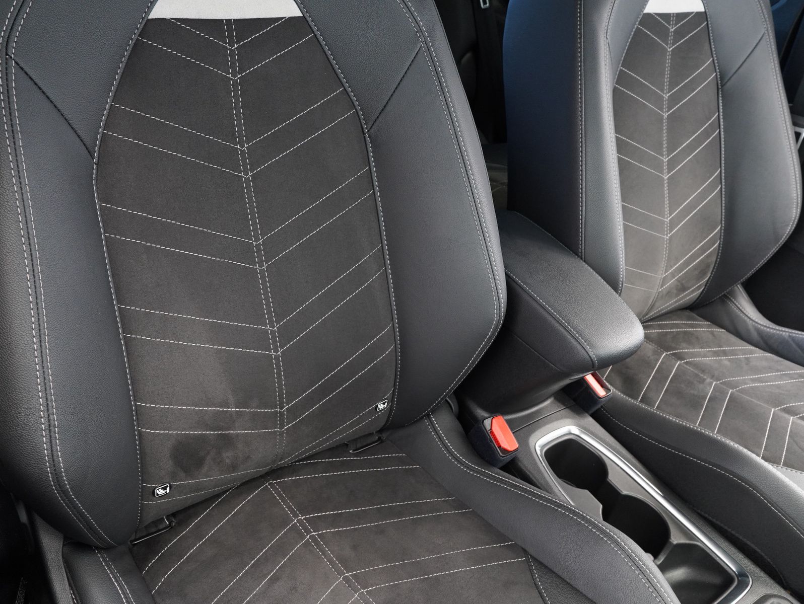 Fahrzeugabbildung Opel Corsa F e Ultimate CARPLAY/INTELLILUX/11KW/SOH