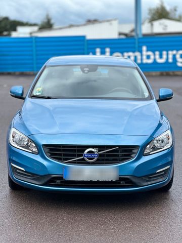 Volvo V60 D3 6 Stufen Automatik 150 PS  Bu...