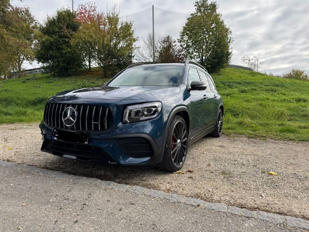 Image of Mercedes-Benz GLB 35 AMG