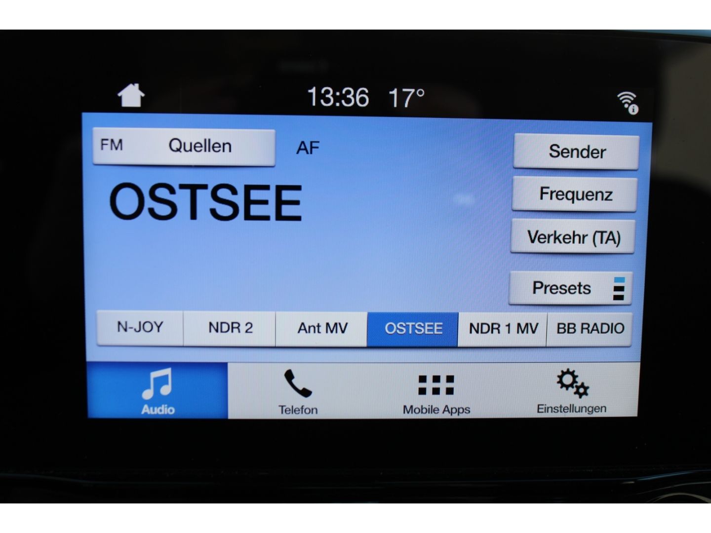 Fahrzeugabbildung Ford EcoSport Titanium WiPa RFK Tempomat  Android Aut