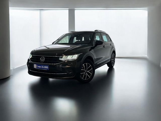 Volkswagen Tiguan 1.5 TSI Life OPF - AHK/ Panoramaschiebed.