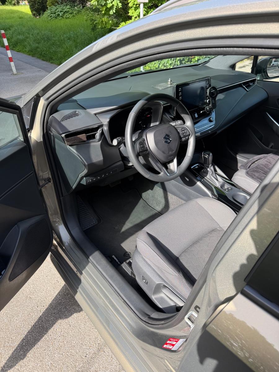Suzuki Swace 1.8 Hybrid CVT Comfort+ (Toyota Corolla)