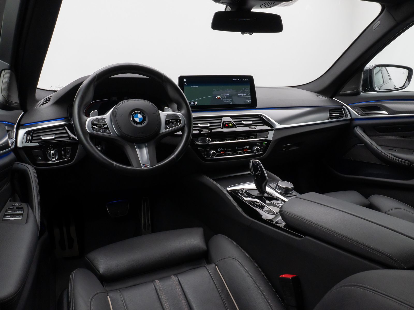 Fahrzeugabbildung BMW 530d M Sport 360° HUD DAB H/K Komfortsitze ACC