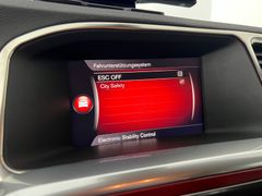 VOLVO V60 CROSS COUNTRY D4 / 1.H/ CARPLAY/ 2017/ AUTOM