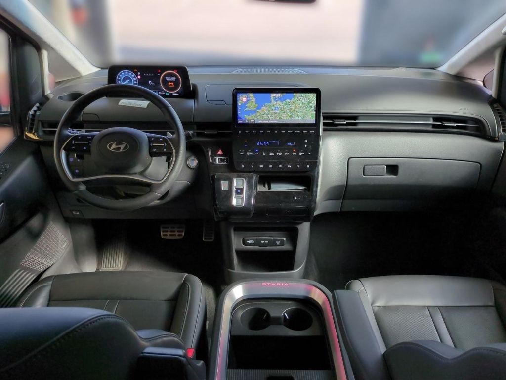 Hyundai Staria – Bild 8