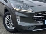 Ford Kuga 4x4 Titanium Automatik Navi Sportsitze DAB - Ford Kuga: Sport