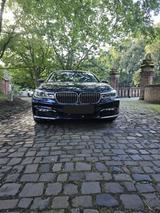 BMW 730d xDrive - Imperial Blue - BMW 730 von privat