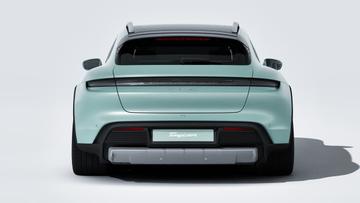 صورة 7 لـ 2024 Porsche TAYCAN