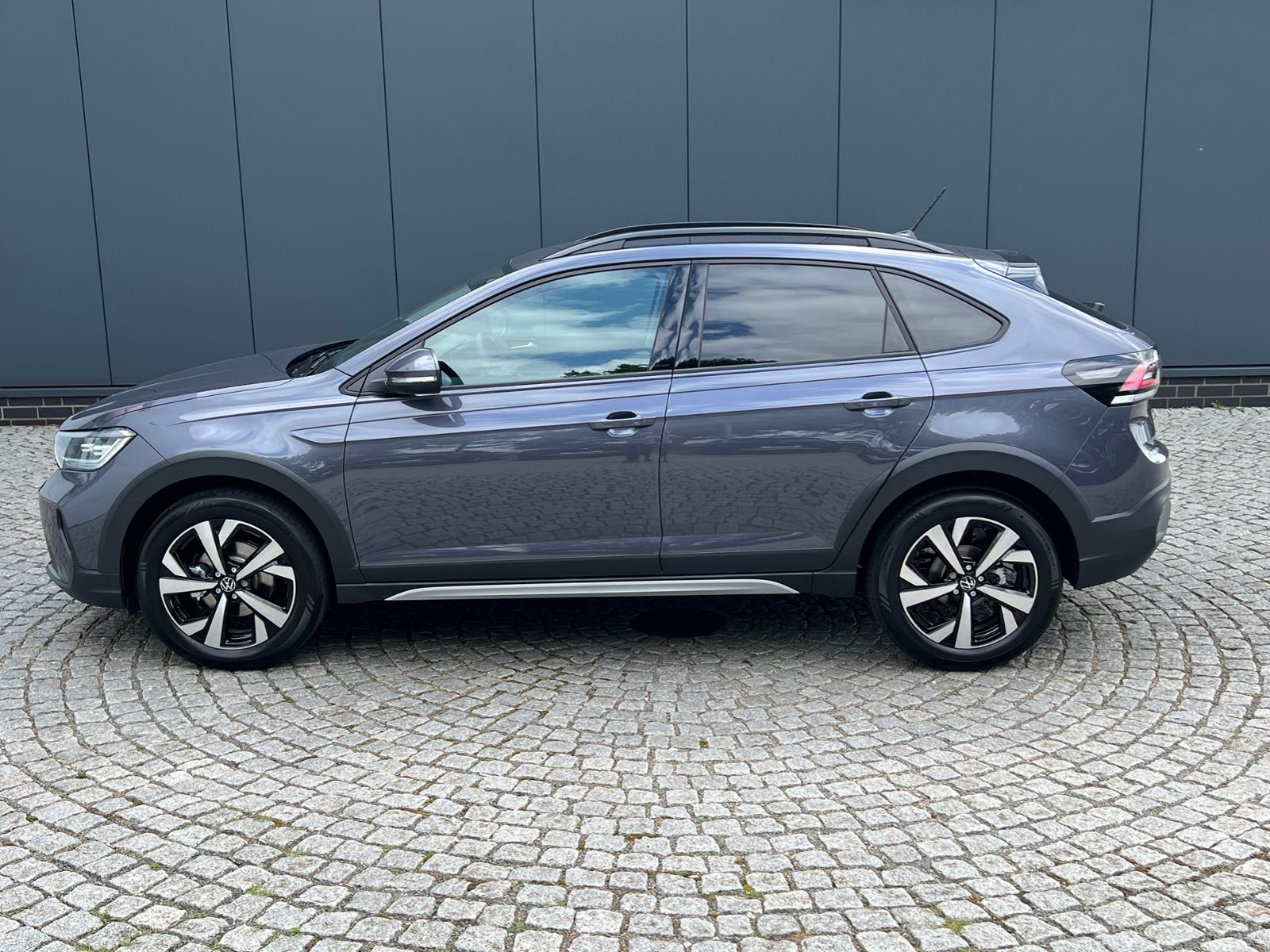 Fahrzeugabbildung Volkswagen Taigo Life 1.0 TSI DSG *IQ.Light, Ready2Discover