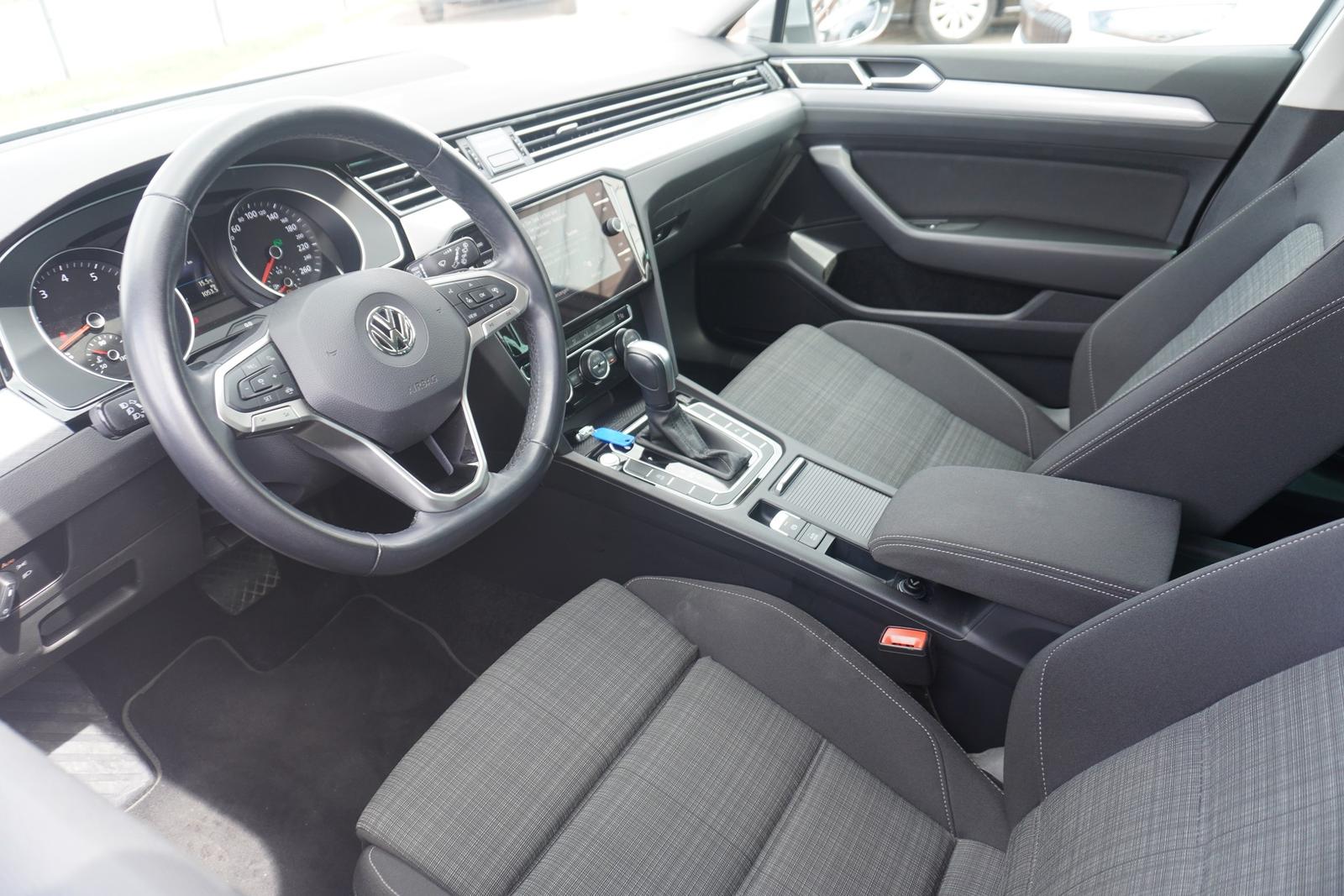 Volkswagen Passat 1.5 TSI DSG Business LED ACC Navi, миниатюра 8