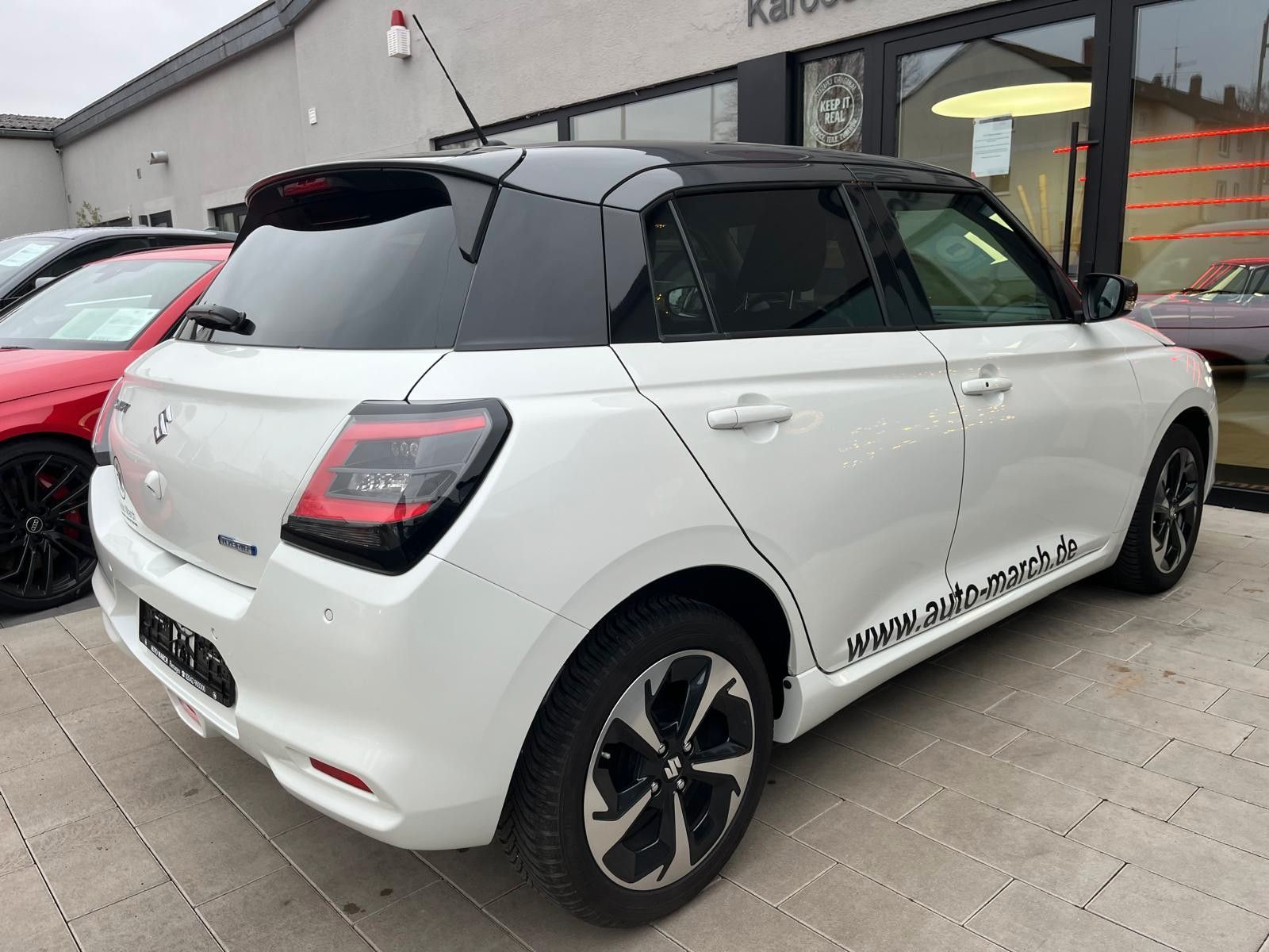 Fahrzeugabbildung Suzuki Swift 1.2 Dualjet Hybrid Comfort+*Jahreswagen*
