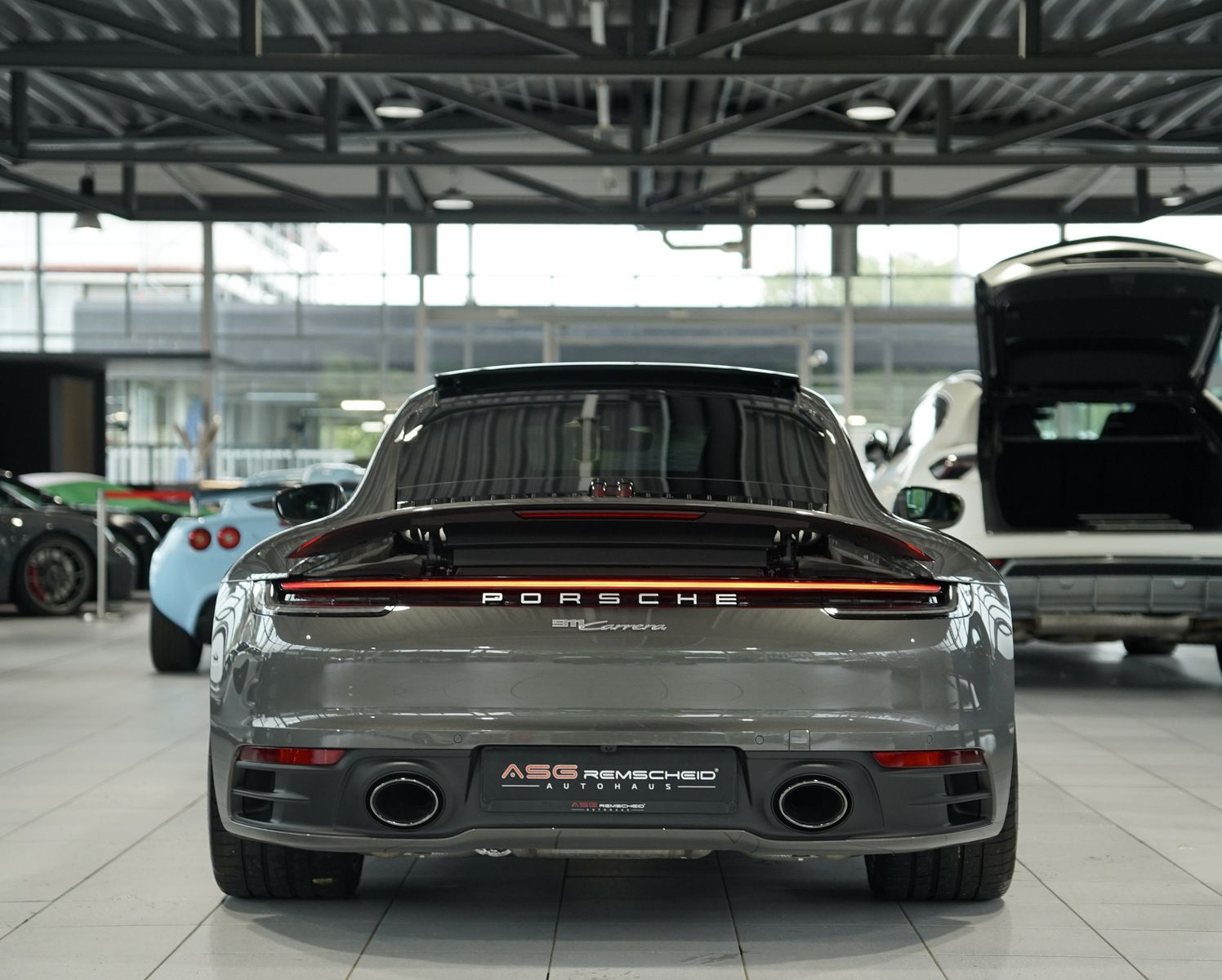 Porsche 992