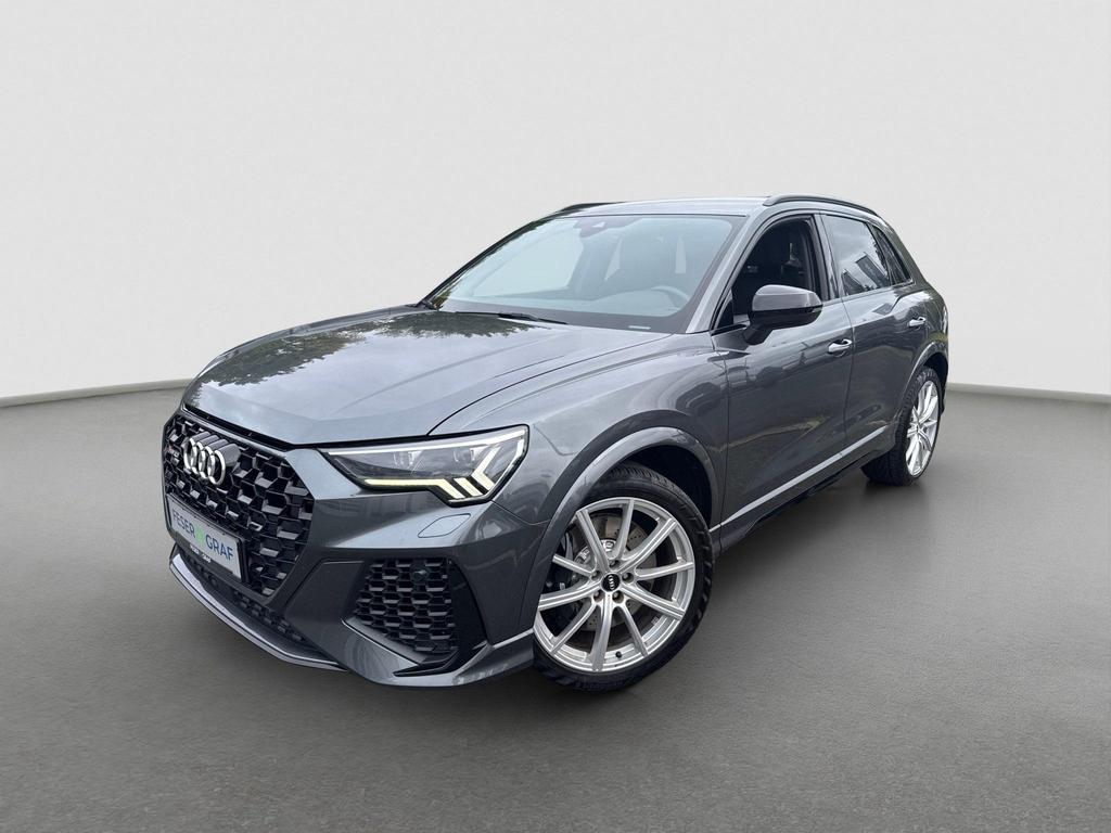 Audi RSQ3