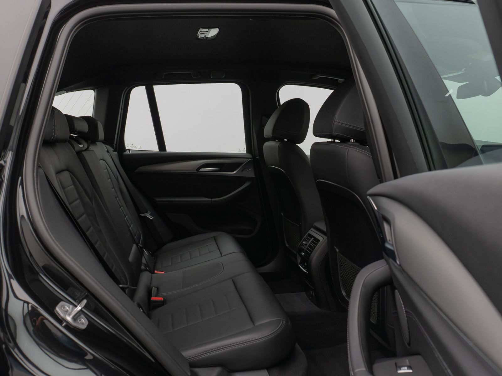 Fahrzeugabbildung BMW X3 xD20i ADVANTAGE DAB GeschwindigReg PDC Leder