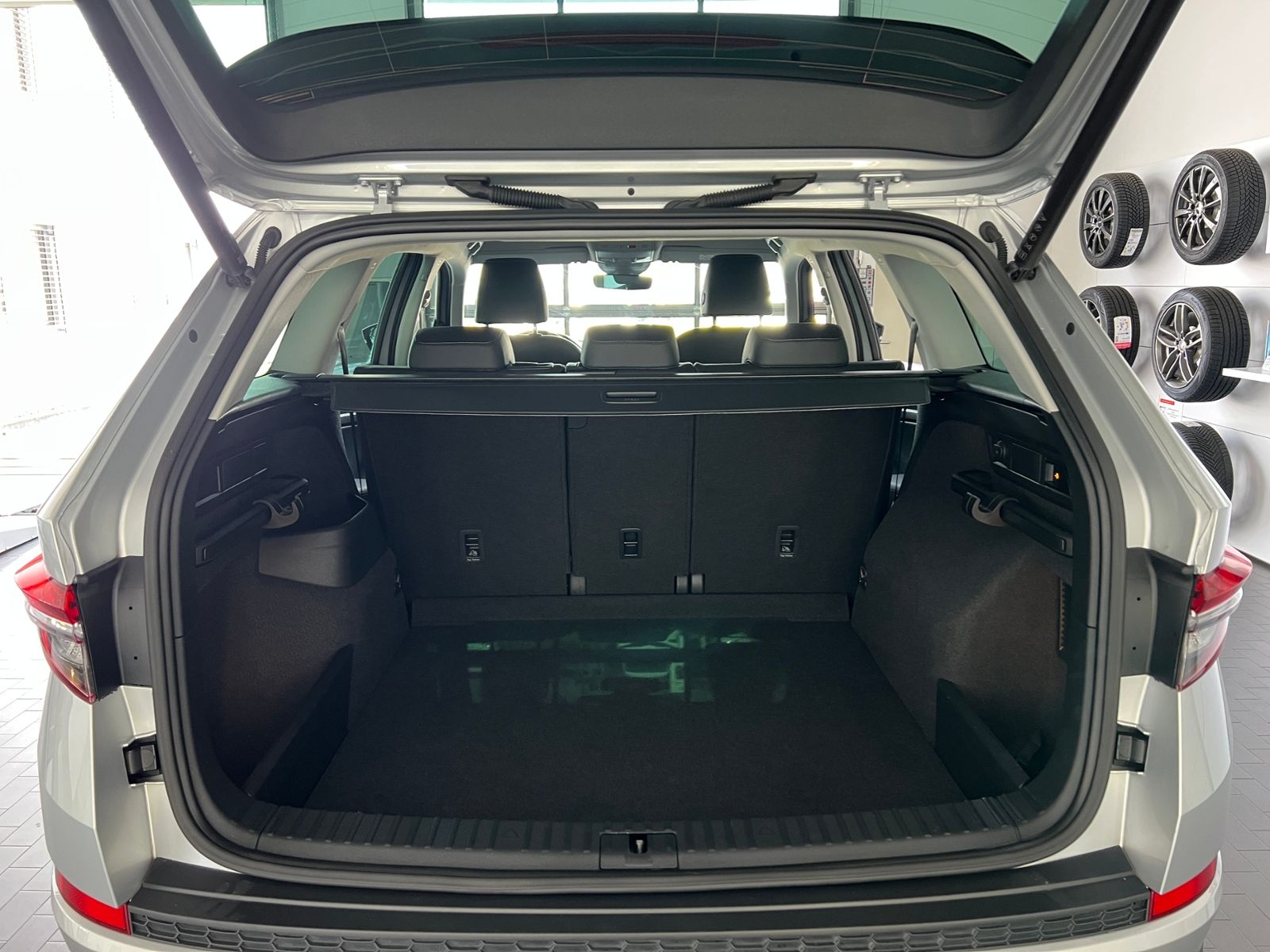 Fahrzeugabbildung SKODA Kodiaq Style 2.0 TDI DSG *Garantie, AHK, LED, AC