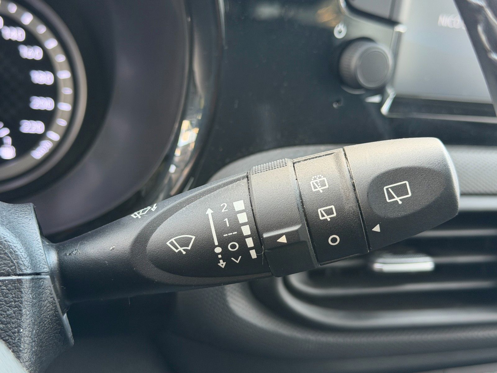 Fahrzeugabbildung Hyundai i10 Trend 84PS Automatik/PDC/SHZ!
