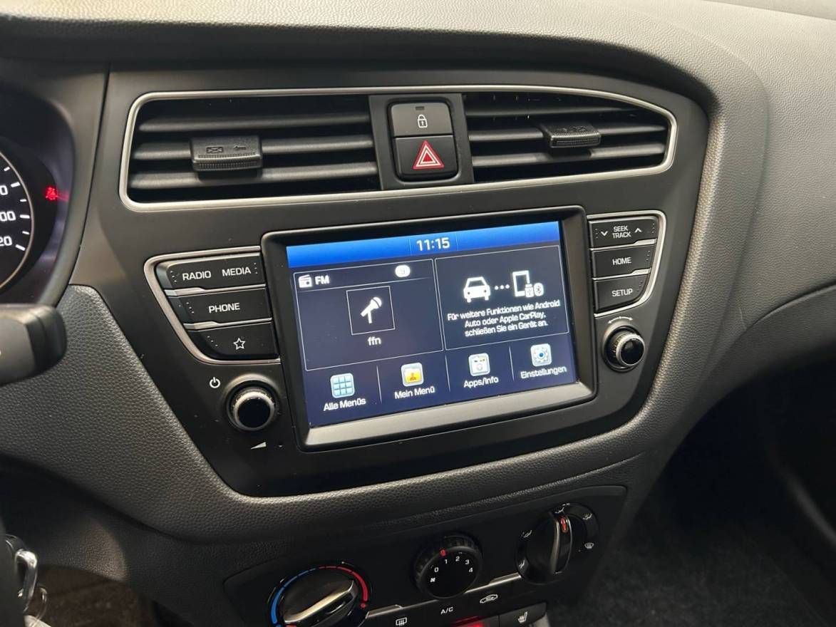 Fahrzeugabbildung Hyundai New i20 DigitalPake