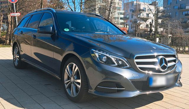 MERCEDES-BENZ Mercedes-Benz  220 cdi  T-Model  Avantgard...