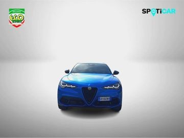 Alfa-Romeo Stelvio - 2
