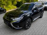 Mitsubishi Outlander PHEV Plus 4WD - Mitsubishi Outlander in München