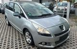 Peugeot 5008 2.0HDI**Panorama*Klima* - Peugeot 5008 aus 2012
