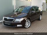Skoda Superb Combi Elegance/AUTOMATIK/AAHK/NAVI/SITZH/ - Skoda Superb: Combi Elegance