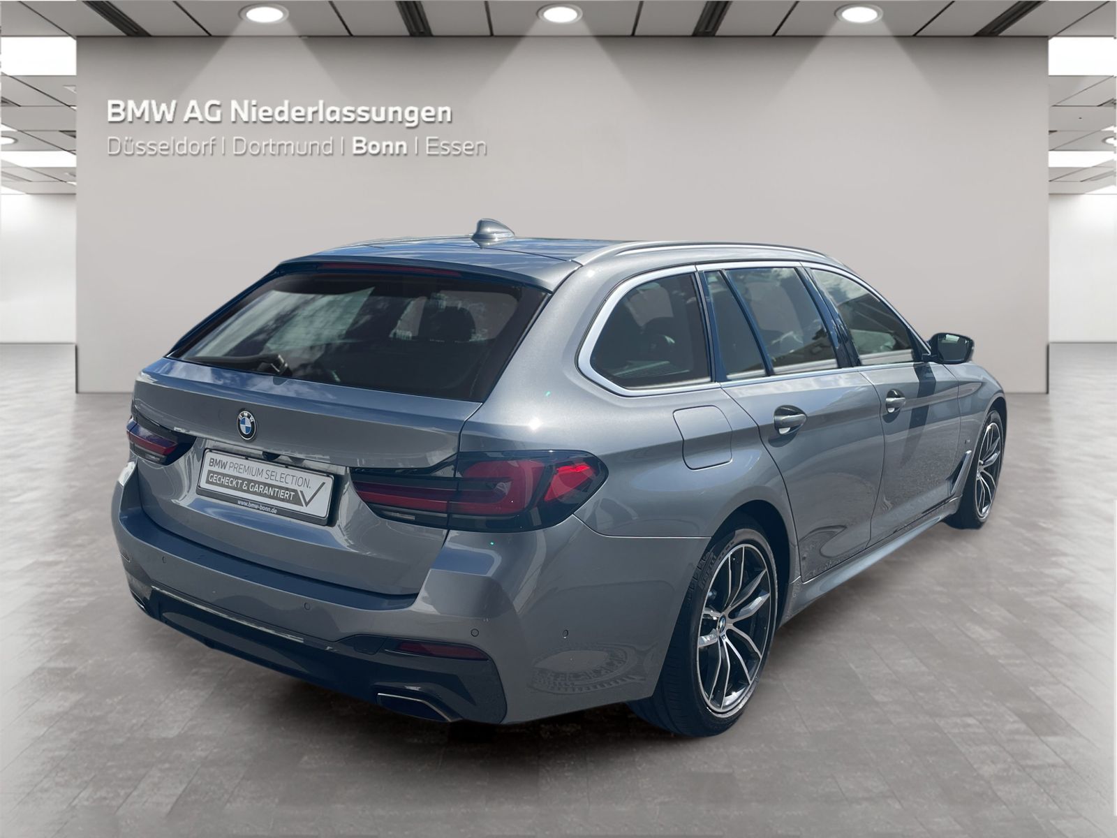 BMW 530d xDrive Touring M Sport AHK LiveCockpitProf foto 2