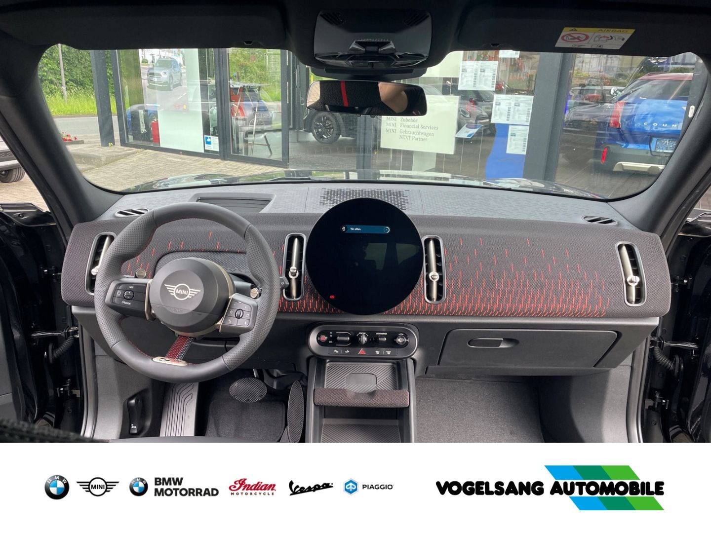 Fahrzeugabbildung MINI Countryman S ALL4 (Allrad) - Paket L - JCW-Trim