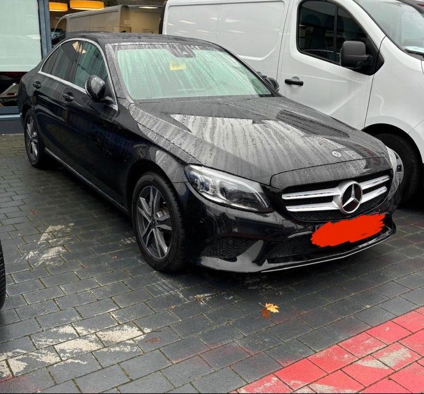 Image of Mercedes-Benz C 200