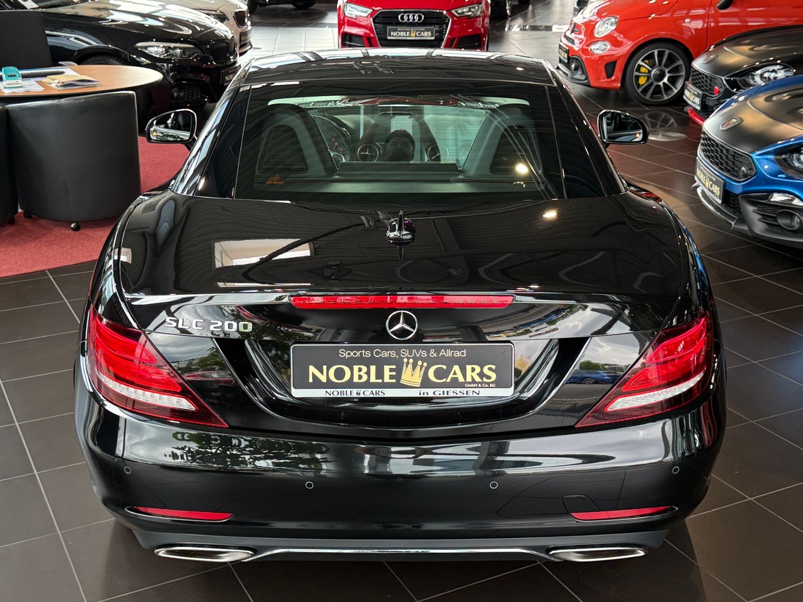 Fahrzeugabbildung Mercedes-Benz SLC 200 AIRSCARF LED NAVI