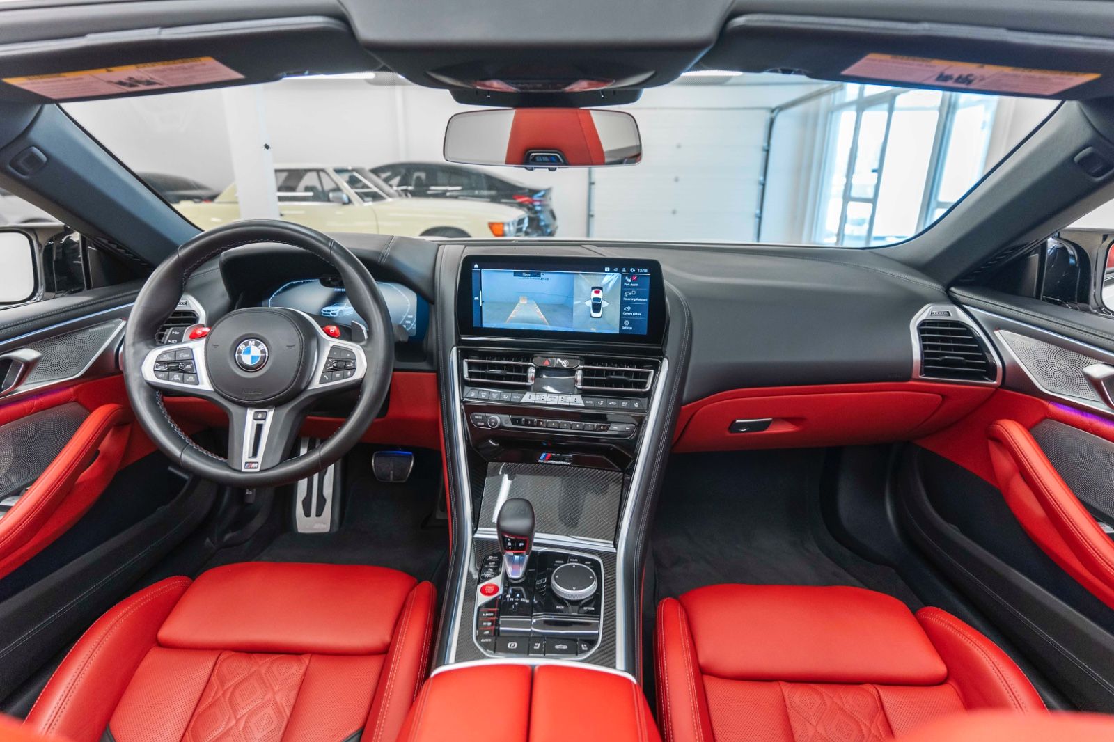 Fahrzeugabbildung BMW M8 Cabrio Competition LASER B&W ACC 3D SOFTCLOSE