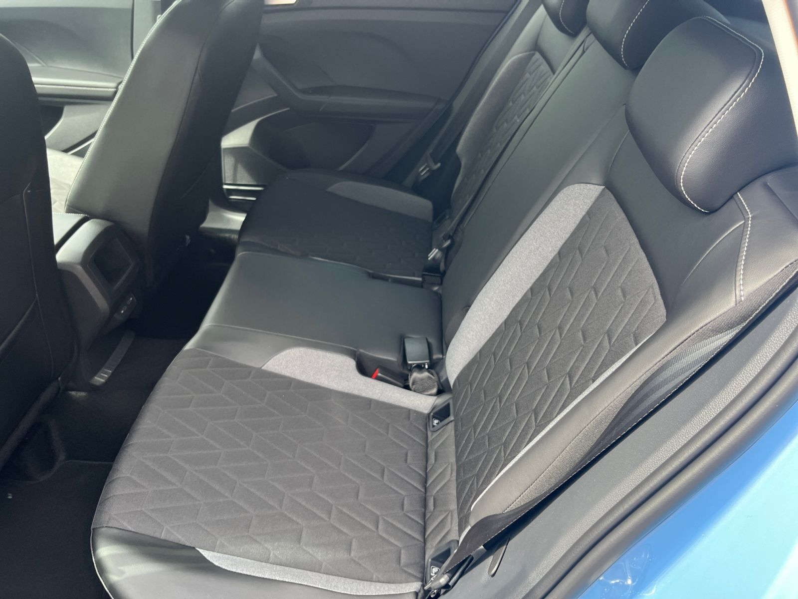 Volkswagen T-Cross - Bild 11