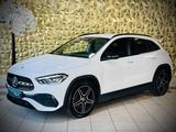 Mercedes-Benz GLA 200|AMG-LINE|1.HAND|WIDESCREEN|TEILLEDER|LED - Mercedes-Benz GLA 200 in Oberhausen