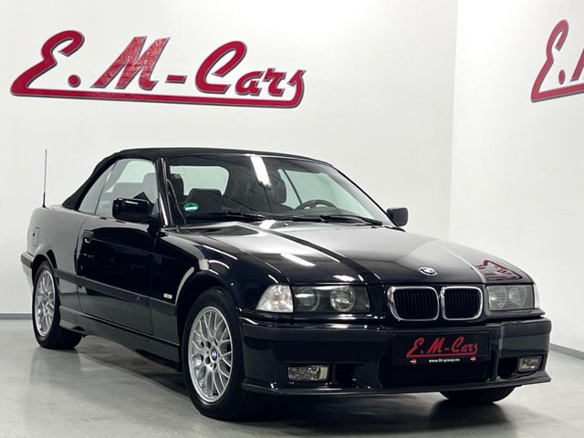 BMW 318i Cabrio Aut.*M-Optik*HARDTOP*LEDER*KLIMA*PDC