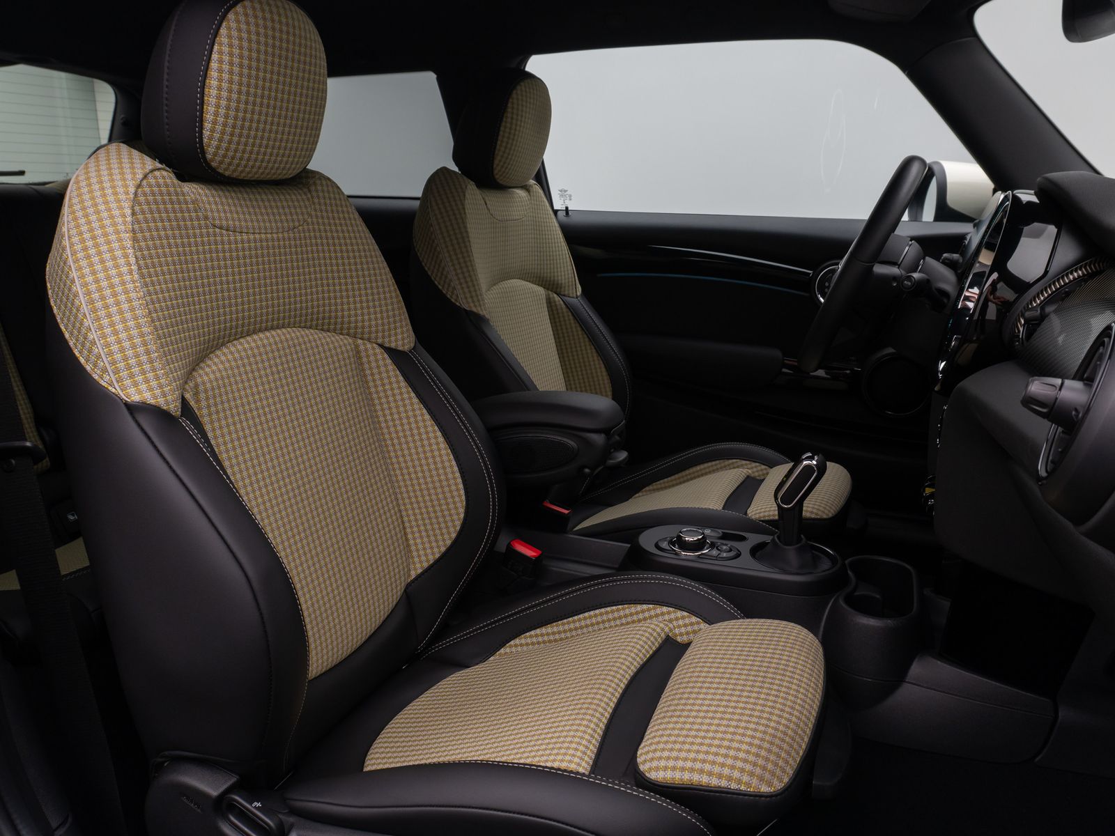 Fahrzeugabbildung MINI COOPER SE Resolute Edition PDC hinten LED Navi