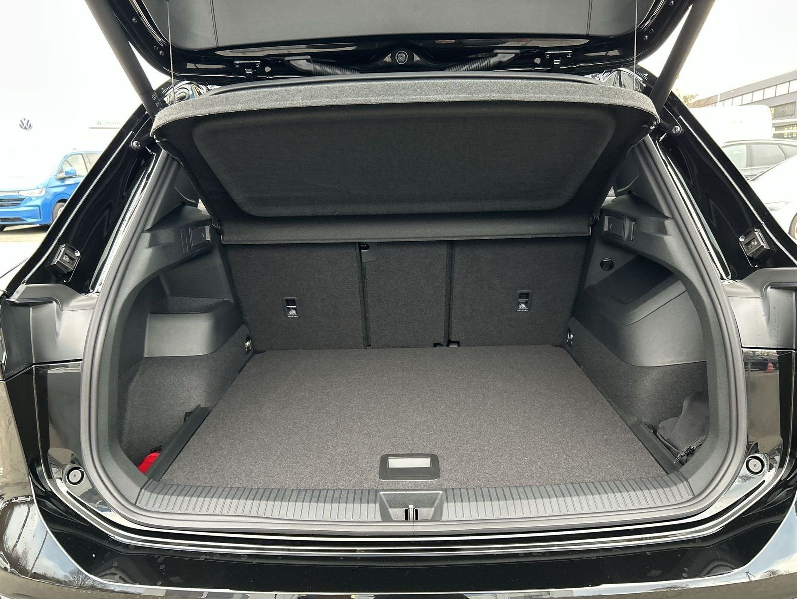 Volkswagen Tiguan - Bild 12