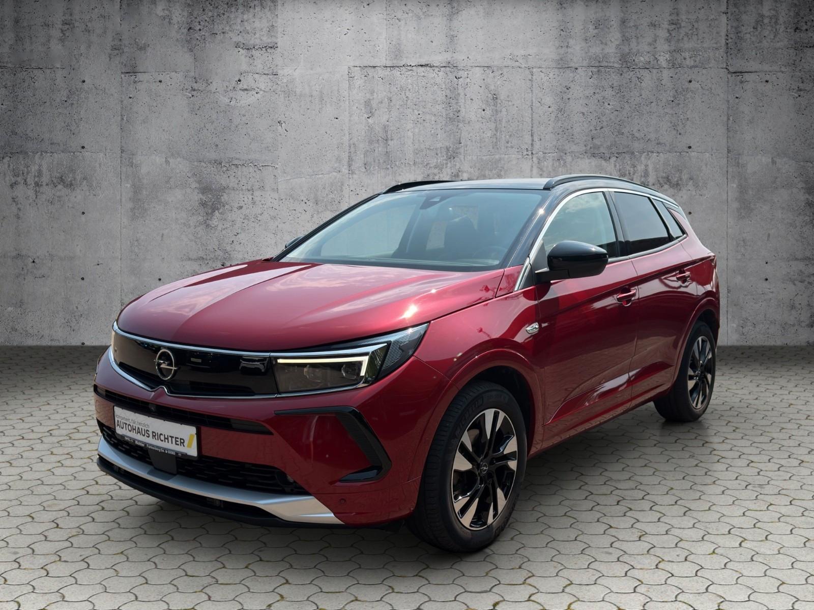 Opel Grandland AHZV, NAVI, PIXEL-LED, ALCANTARA, 18"
