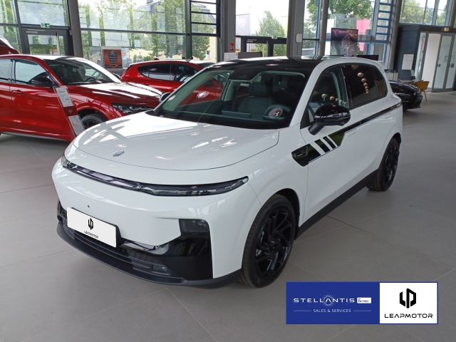 Leapmotor B10