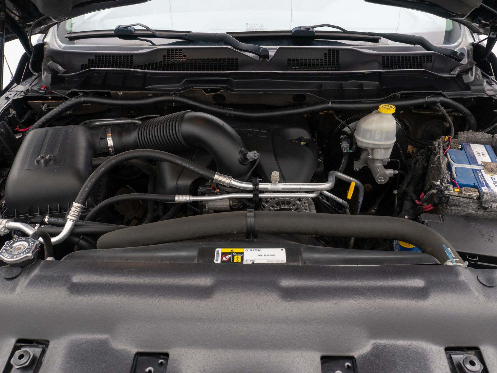 Fahrzeugabbildung Dodge RAM 1500 LIMITED Kamera Navi Belüftung Leder 20"