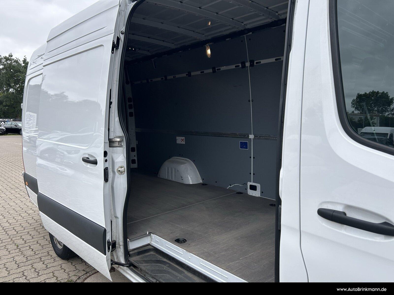 Mercedes-Benz Sprinter 317 CDI Hochdach SHZ/Klima/Totw./AHKLED