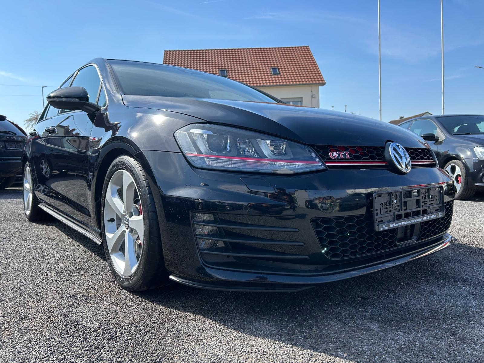 Volkswagen Golf VII PERFORM CLUBSP OPTIK ACC + KEYLESS